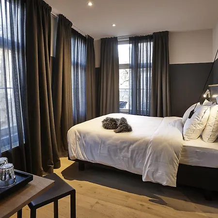 Hotel Monsieur Ernest 3*